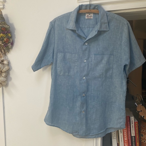 Baby blue cotton/linen button up - Picture 1 of 2